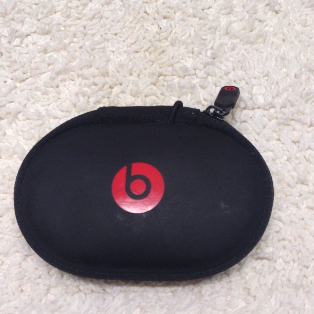 Beats By Dre Black Headphones Zipper Hard Case Only